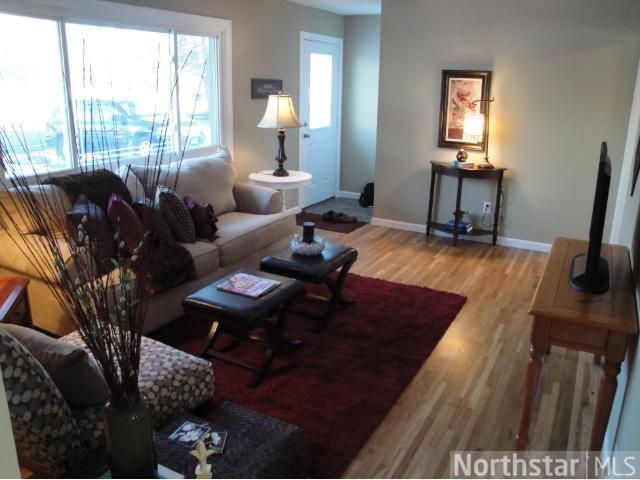 4235 Rahn Rd, Eagan, MN 55122
