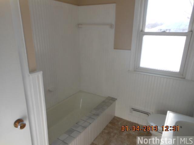 6400 Bethia Ln, Minneapolis, MN 55428