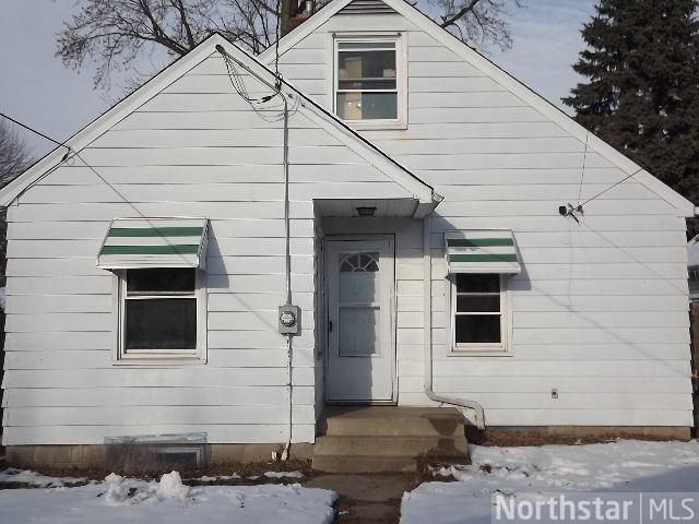 1096 Magnolia Ave E, Saint Paul, MN 55106
