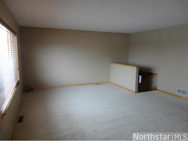 9160 Goldenrod Ln N, Maple Grove, MN 55369