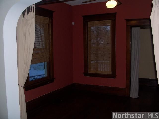 989 Margaret St, Saint Paul, MN 55106