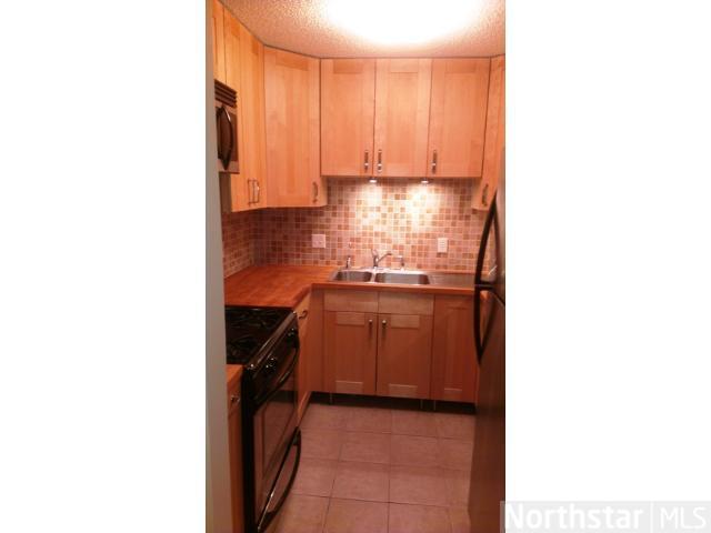 7412 72nd Ln N #319, Minneapolis, MN 55428
