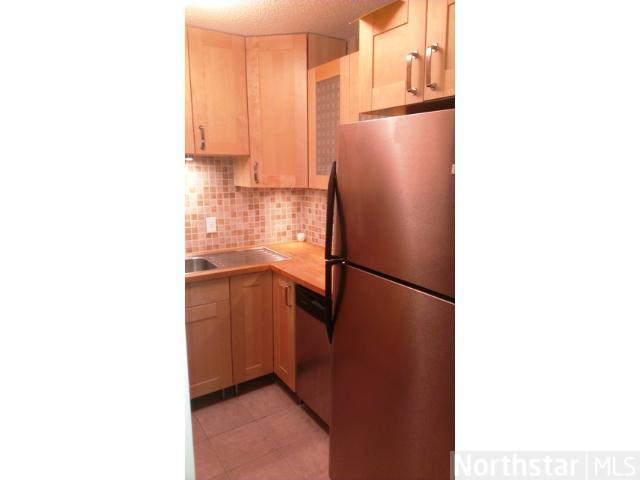 7412 72nd Ln N #319, Minneapolis, MN 55428