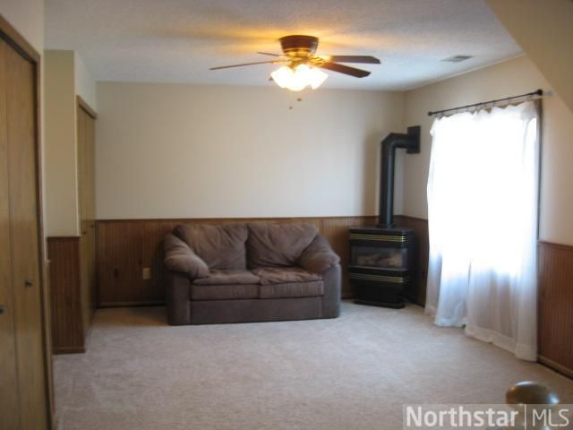 8858 Maplebrook Ct N, Brooklyn Park, MN 55445