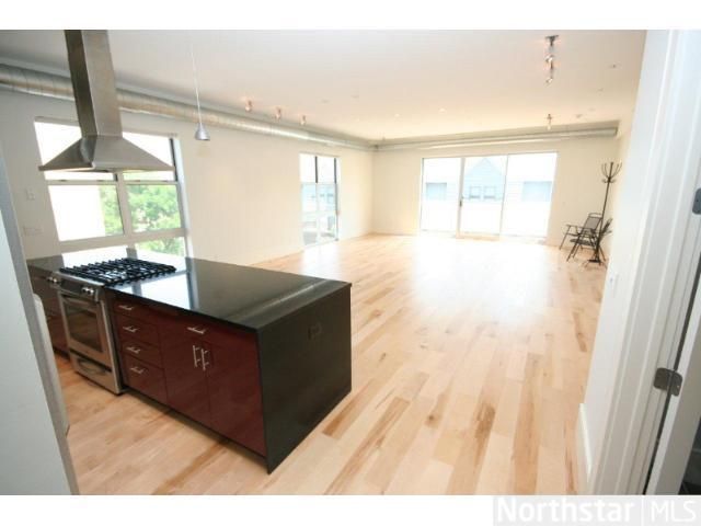21 N 15th St #401, Minneapolis, MN 55403