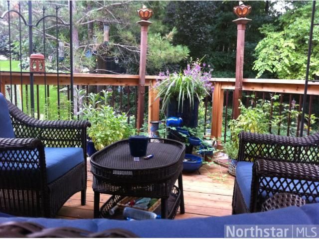1426 Kings Wood Rd, Eagan, MN 55122