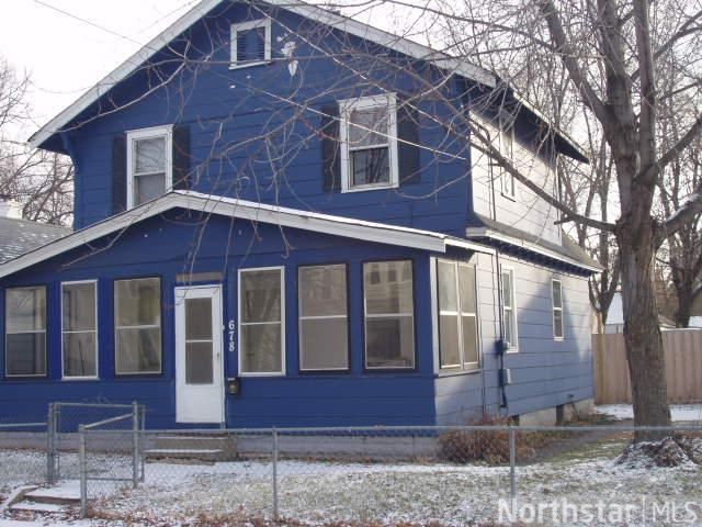 678 24th Ave NE, Minneapolis, MN 55418