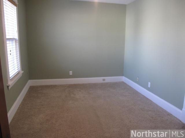 830 Thomas Ave, Saint Paul, MN 55104