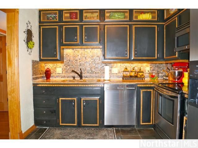 4075 W 51st St #111, Edina, MN 55424