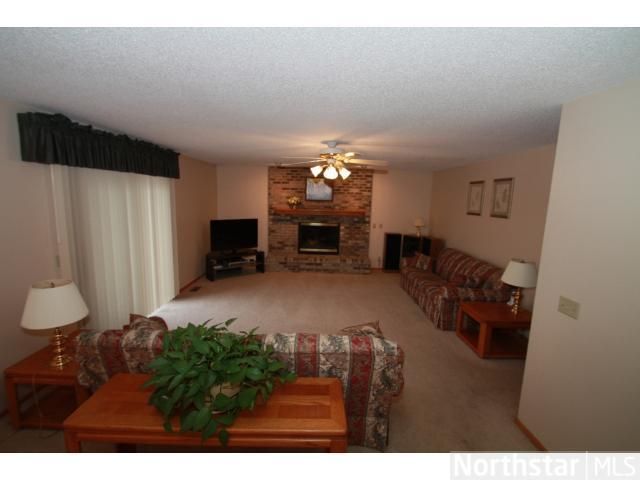 4309 N Edinbrook Ter, Minneapolis, MN 55443