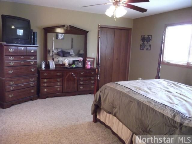 165 Vine St S, Prescott, WI 54021