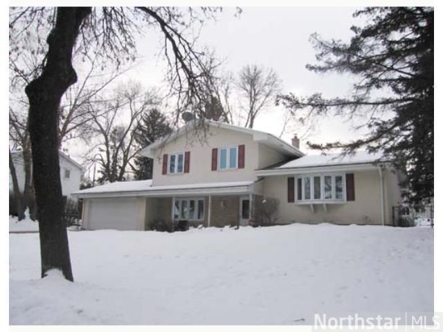 444 Transit Ave, Roseville, MN 55113
