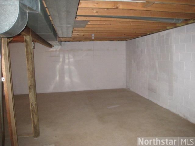 59 6 1/2 St NW, Elk River, MN 55330
