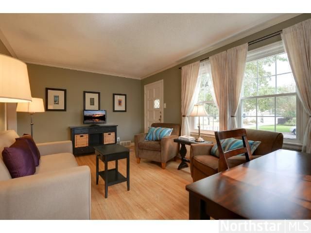 6414 Knox Ave S, Minneapolis, MN 55423