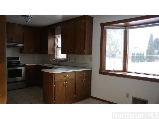 3726 Sun Ter, White Bear Lake, MN 55110