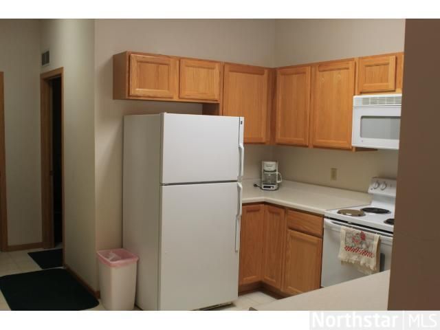 10716 Tamarack St NW #5, Coon Rapids, MN 55433
