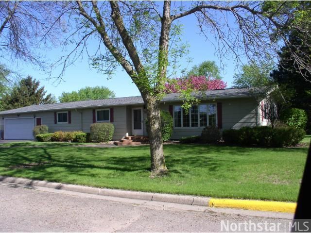 286 Tower Heights Ct, Prescott, WI 54021