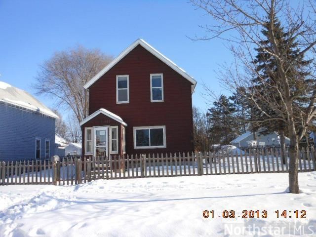 505 2nd St SE, Little Falls, MN 56345
