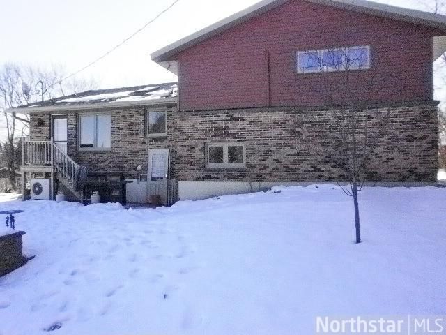 538 Stearns Ave W, Eden Valley, MN 55329