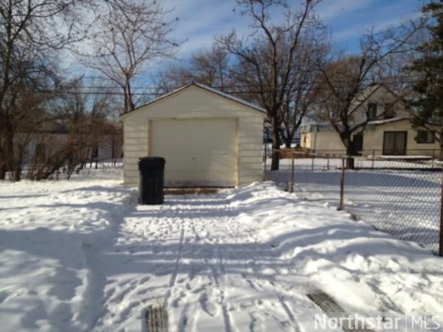 2622 7th St NE, Minneapolis, MN 55418