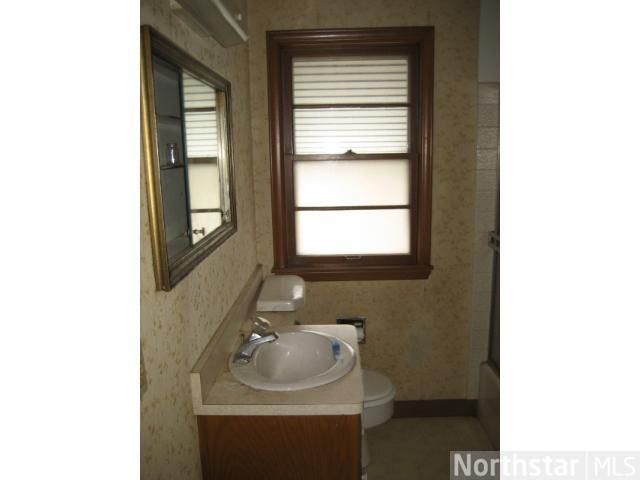1986 Minnehaha Ave E, Saint Paul, MN 55119