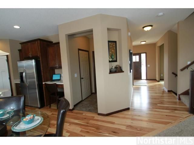 8507 132nd St W, Savage, MN 55378