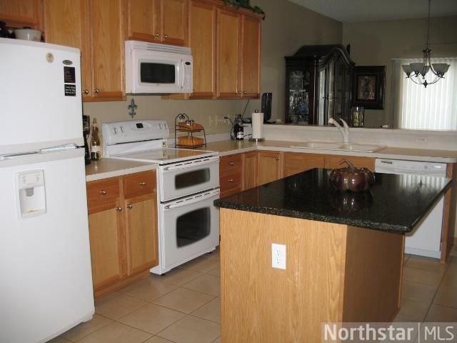 12155 Vermillion St NE #E, Blaine, MN 55449