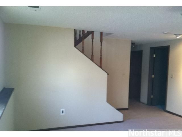 1331 Wilderness Run Dr, Eagan, MN 55123