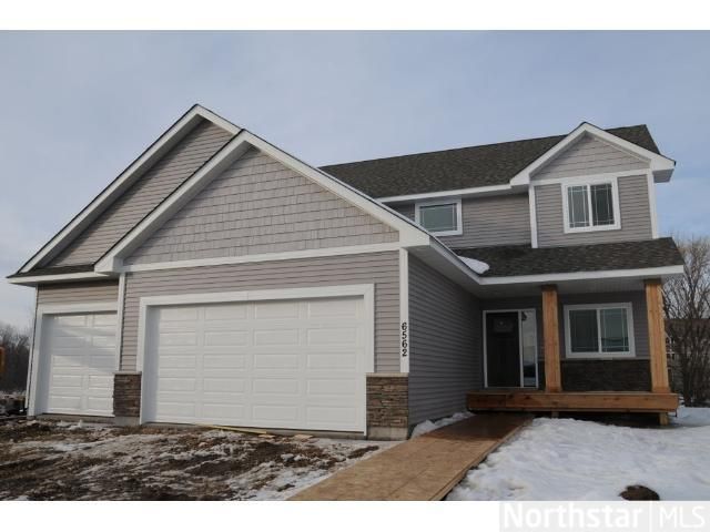 6562 15th Street Cir N, Oakdale, MN 55128