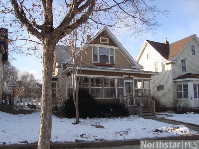 555 Manomin Ave, Saint Paul, MN 55107
