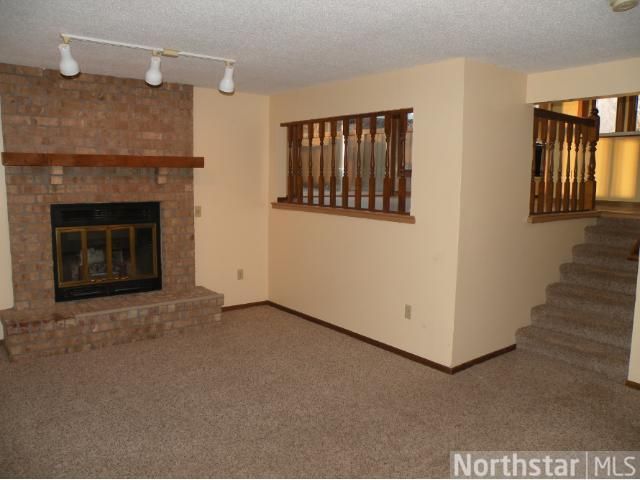 6944 Ivy Ct, Centerville, MN 55038