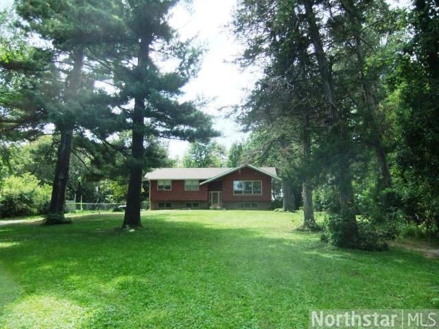 12669 347th St, Lindstrom, MN 55045