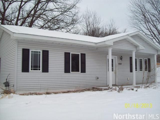 431 Central Ave S, Pease, MN 56363