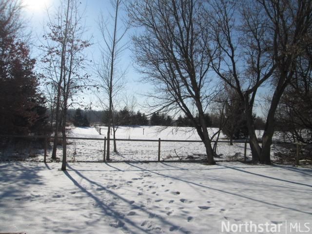 4555 Empress Way N, Hugo, MN 55038