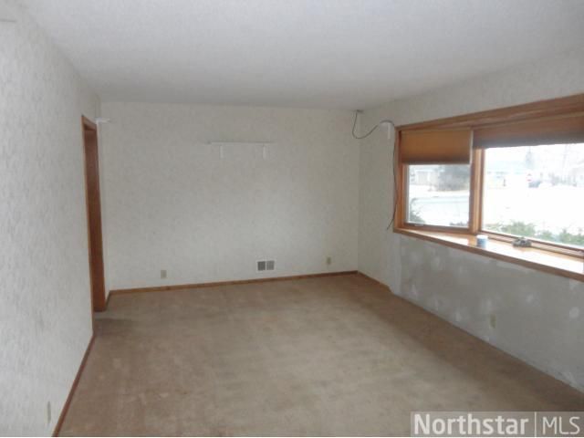 6708 Columbus Ave, Minneapolis, MN 55423