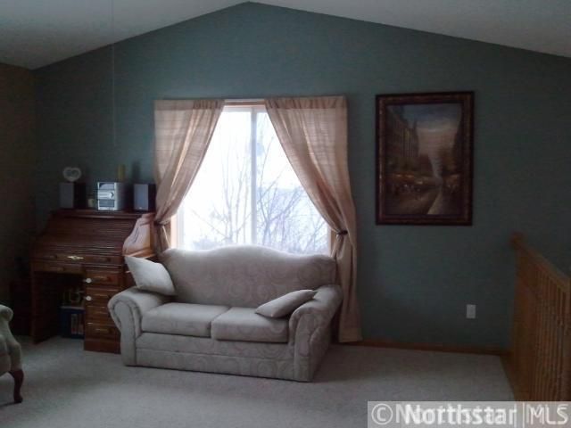 1006 Brook Ct, Sauk Rapids, MN 56379