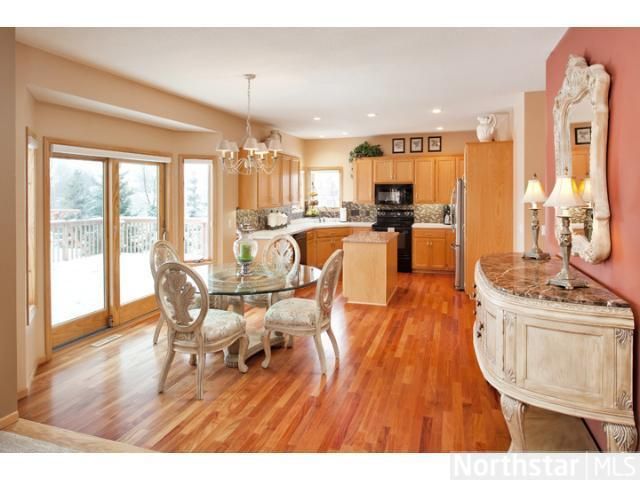 1122 Kinder Dr, Waconia, MN 55387