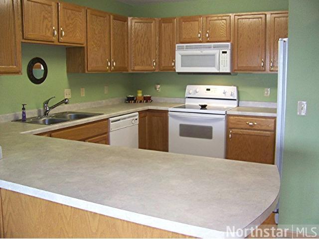 5650 Boone Ave N #403, Minneapolis, MN 55428