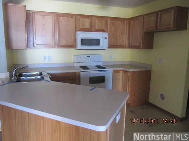 806 Horizon Dr SE, New Prague, MN 56071