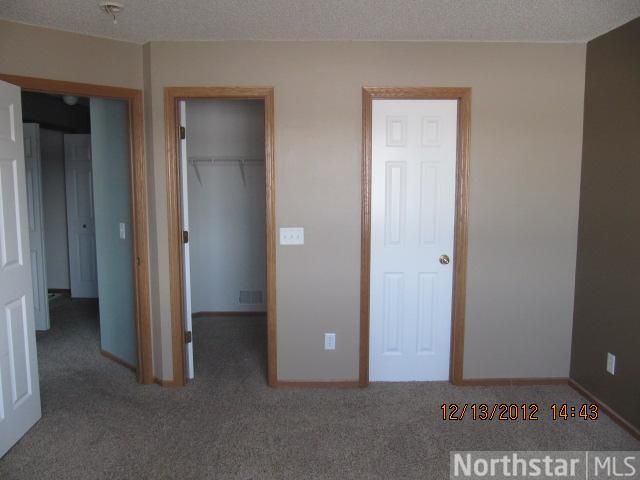 806 Horizon Dr SE, New Prague, MN 56071