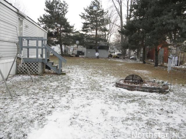 607 30th St NW, Faribault, MN 55021