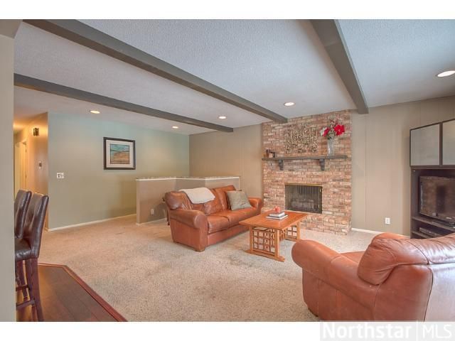 3916 Poplar Bridge Rd, Minneapolis, MN 55437