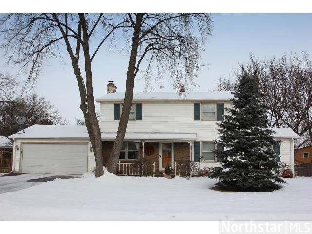 2349 Lakeridge Dr, White Bear Lake, MN 55110