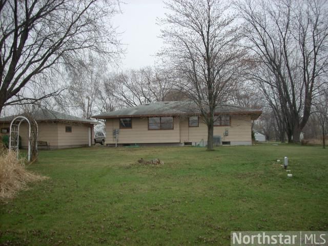 13626 Freeway Dr W, Hugo, MN 55038