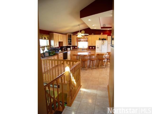 862 4th Ave SE, Arlington, MN 55307