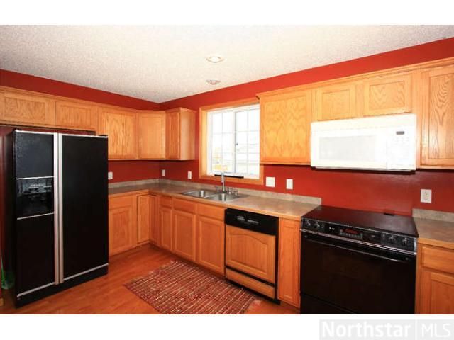 301 Arnica Dr, Watertown, MN 55388