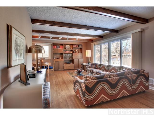 1675 Lilac Ln, Mendota Heights, MN 55118