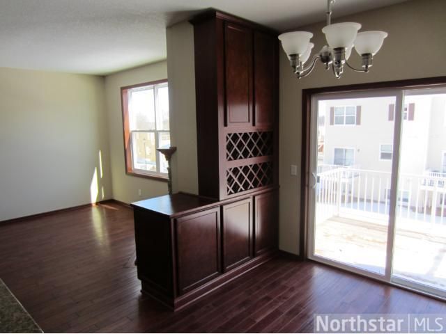 9515 Declaration Dr, Chanhassen, MN 55317