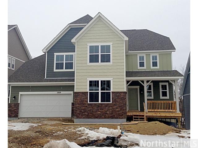 1064 Rosemary Cir, Chaska, MN 55318
