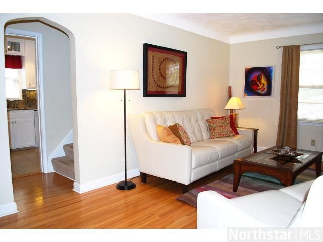 1726 Nebraska Ave E, Saint Paul, MN 55106